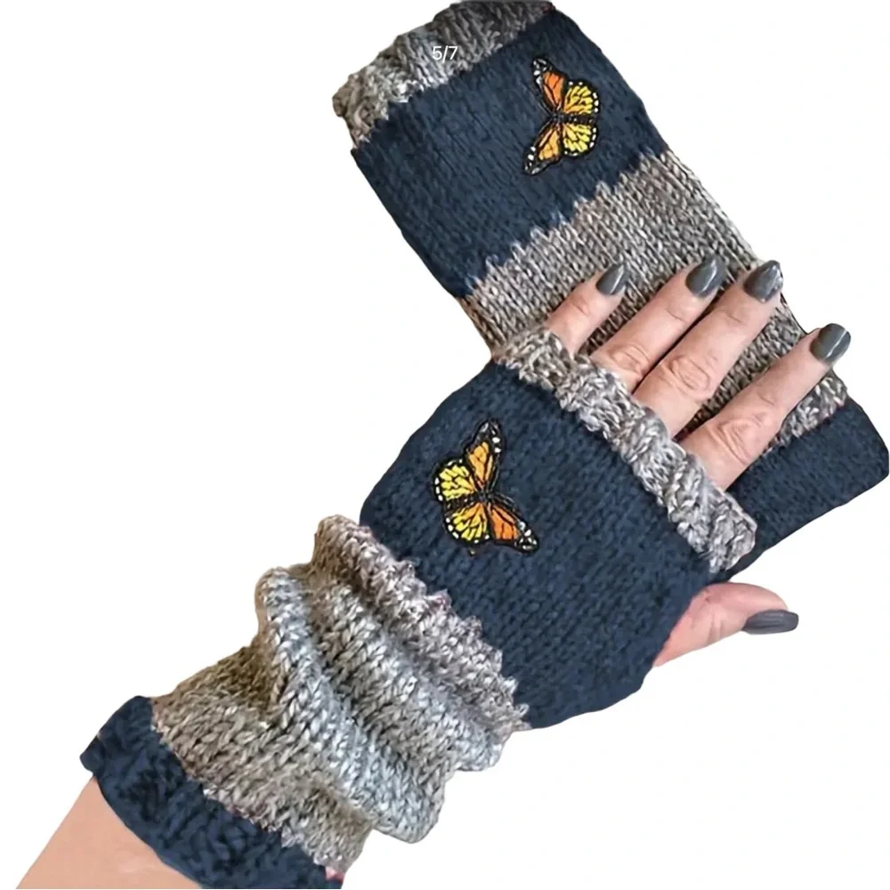 - 🍁 Knit Fingerless Butterfly Gloves